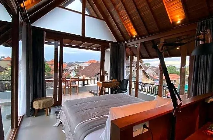 Aru House *